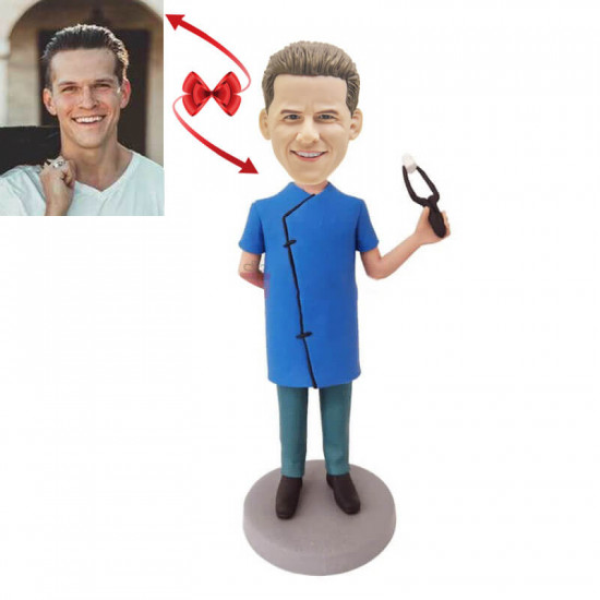 Personalized Dentist with Tooth Extraction Forceps Bobblehead - Unique Gift for Dental Professionals